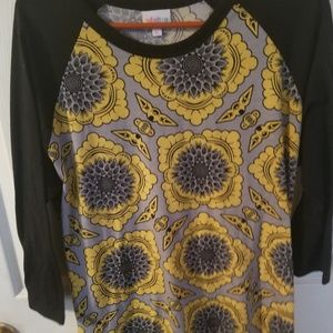Lularoe tee